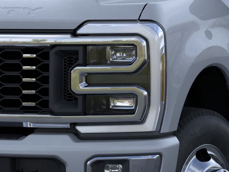 2026 Ford Super Duty F-350 DRW Pickup Platinum