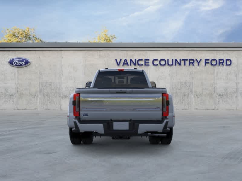 2026 Ford Super Duty F-350 DRW Pickup Platinum