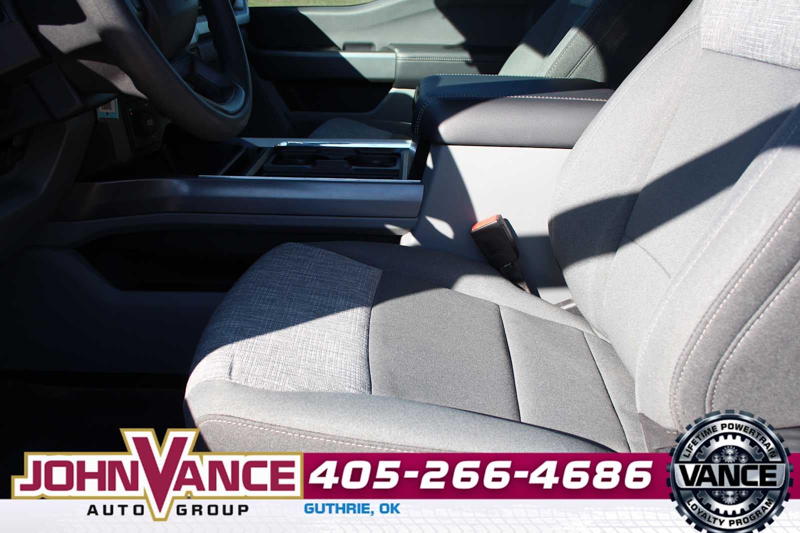 2024 Ford Super Duty F-350 DRW Pickup XLT