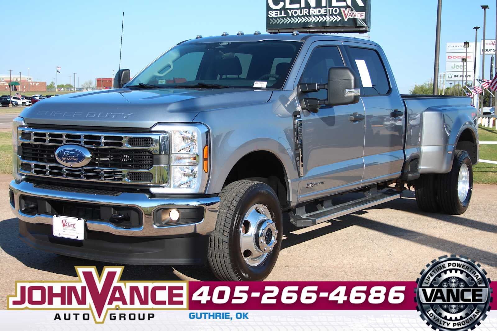 2024 Ford Super Duty F-350 DRW Pickup XLT