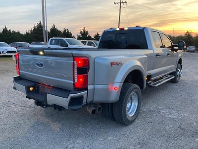 2024 Ford Super Duty F-350 DRW Pickup XLT