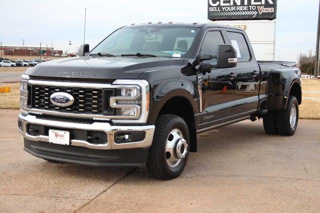 2024 Ford Super Duty F-350 DRW LARIAT