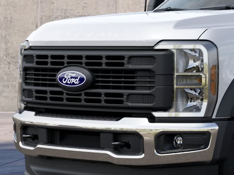2027 Ford Super Duty F-450 Pickup XL
