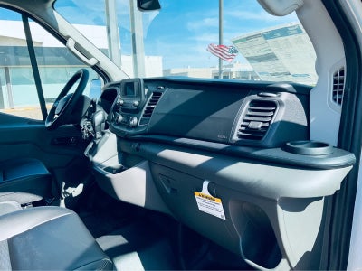 2025 Ford Transit Base