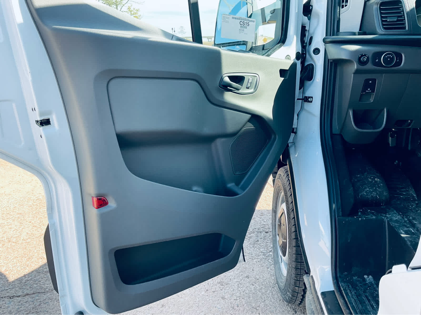 2025 Ford Transit Base