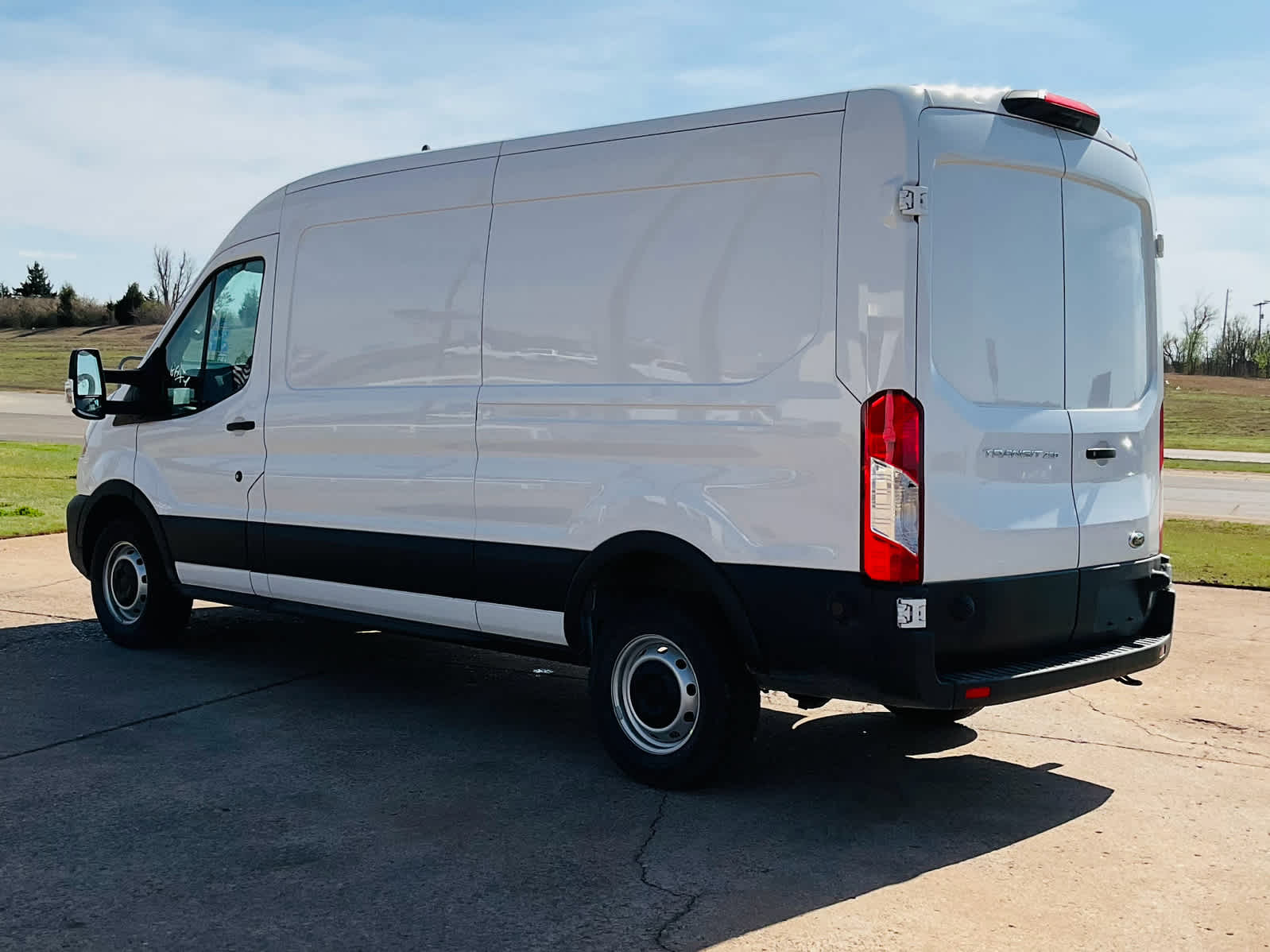 2025 Ford Transit Base