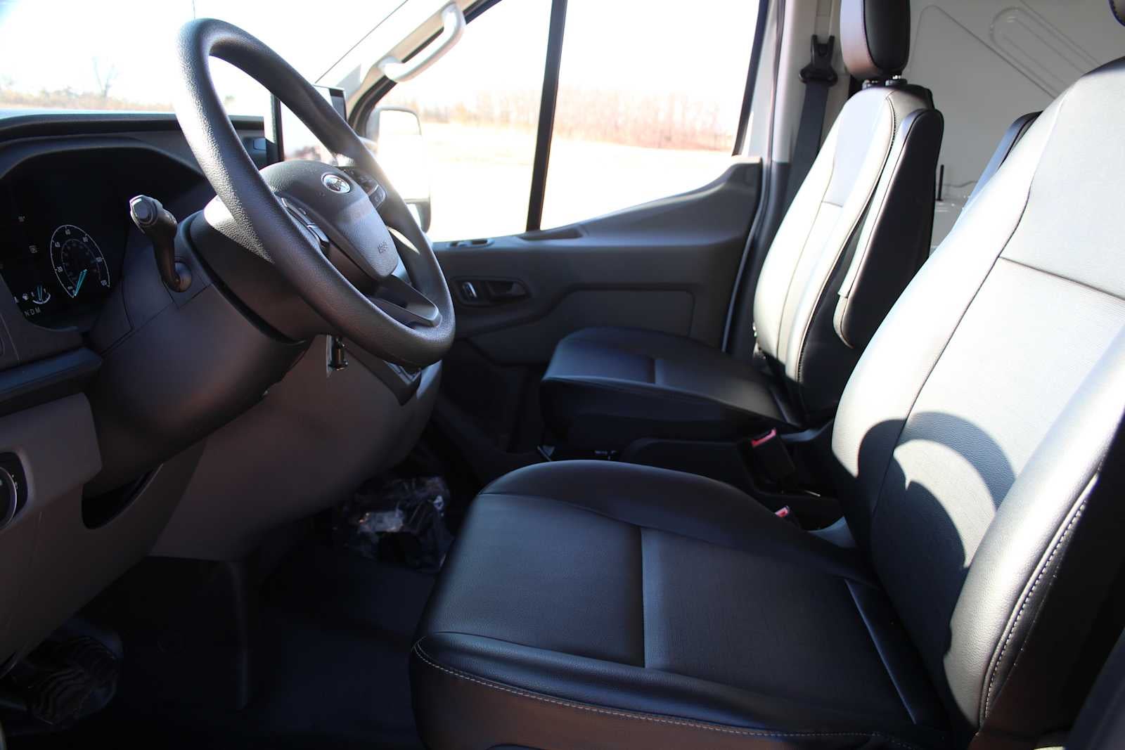 2024 Ford Transit Base