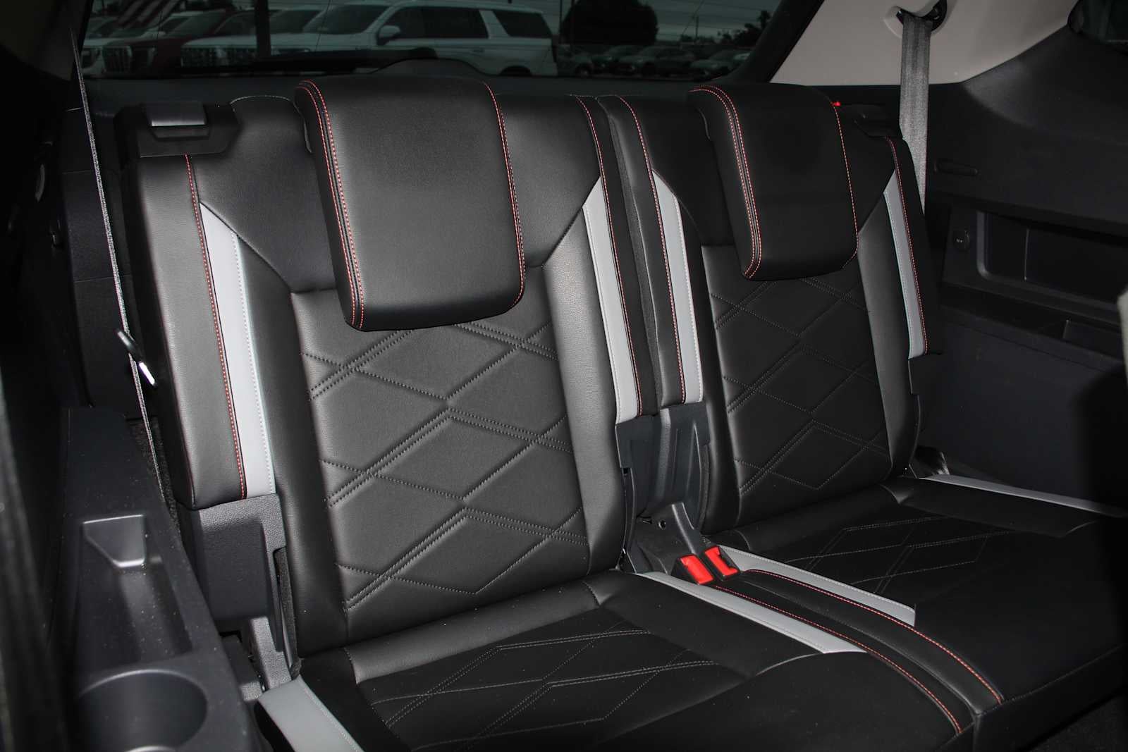 2024 Volkswagen Atlas 2.0T Peak Edition SE w/Technology