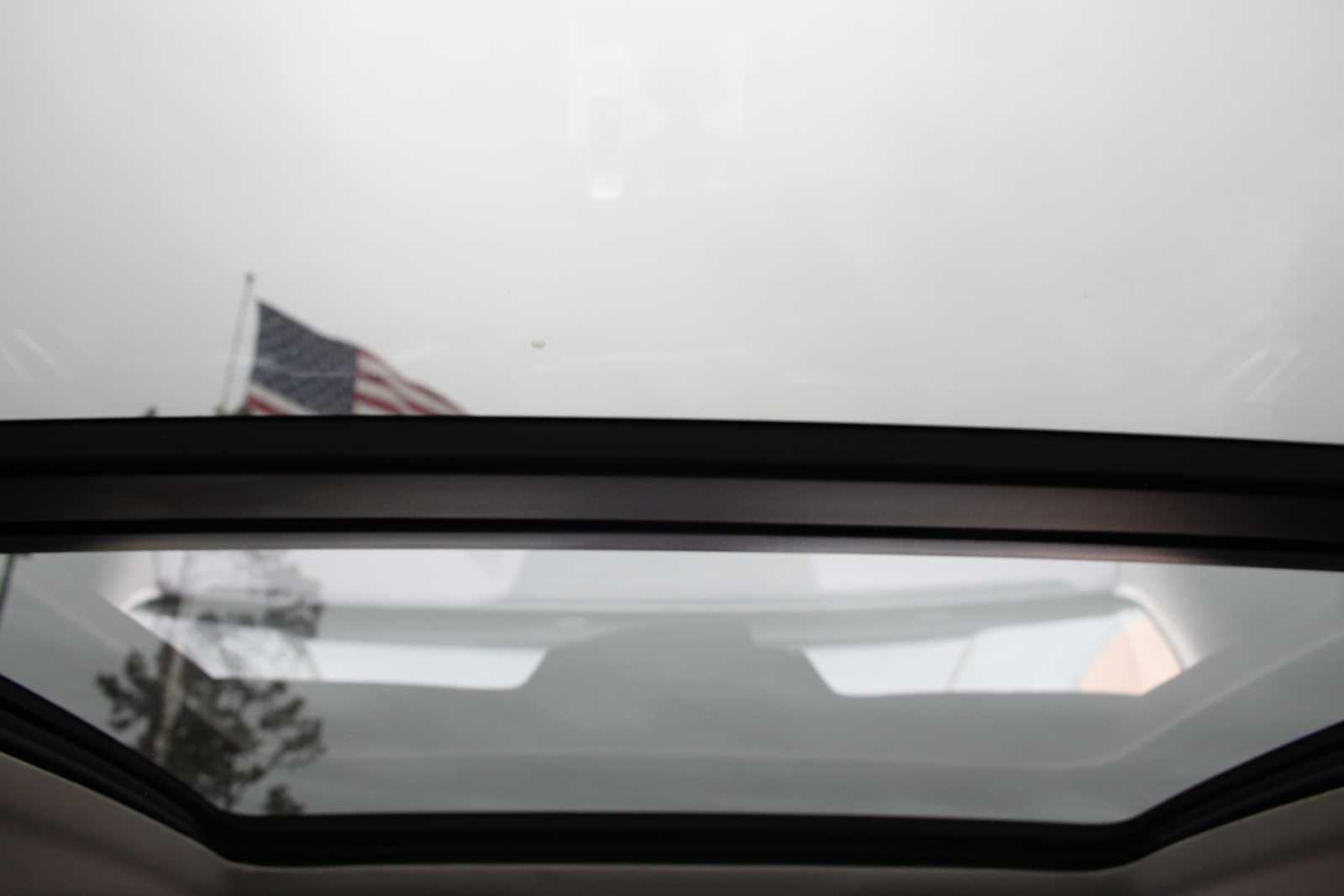 2024 Volkswagen Atlas 2.0T Peak Edition SE w/Technology